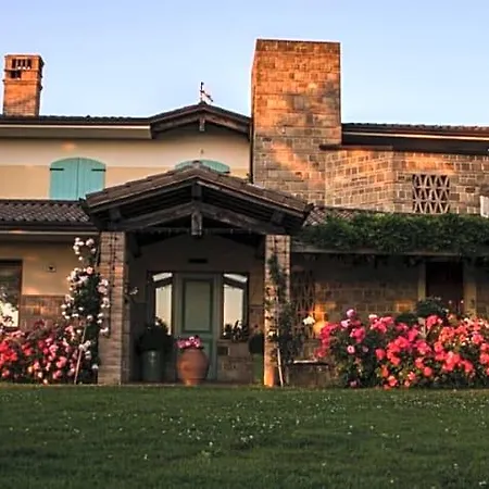 לינה וארוחת בוקר Il Giardino Delle Rose 3*